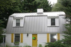 standing-seam-metal-roof-on-a-salt-box-house